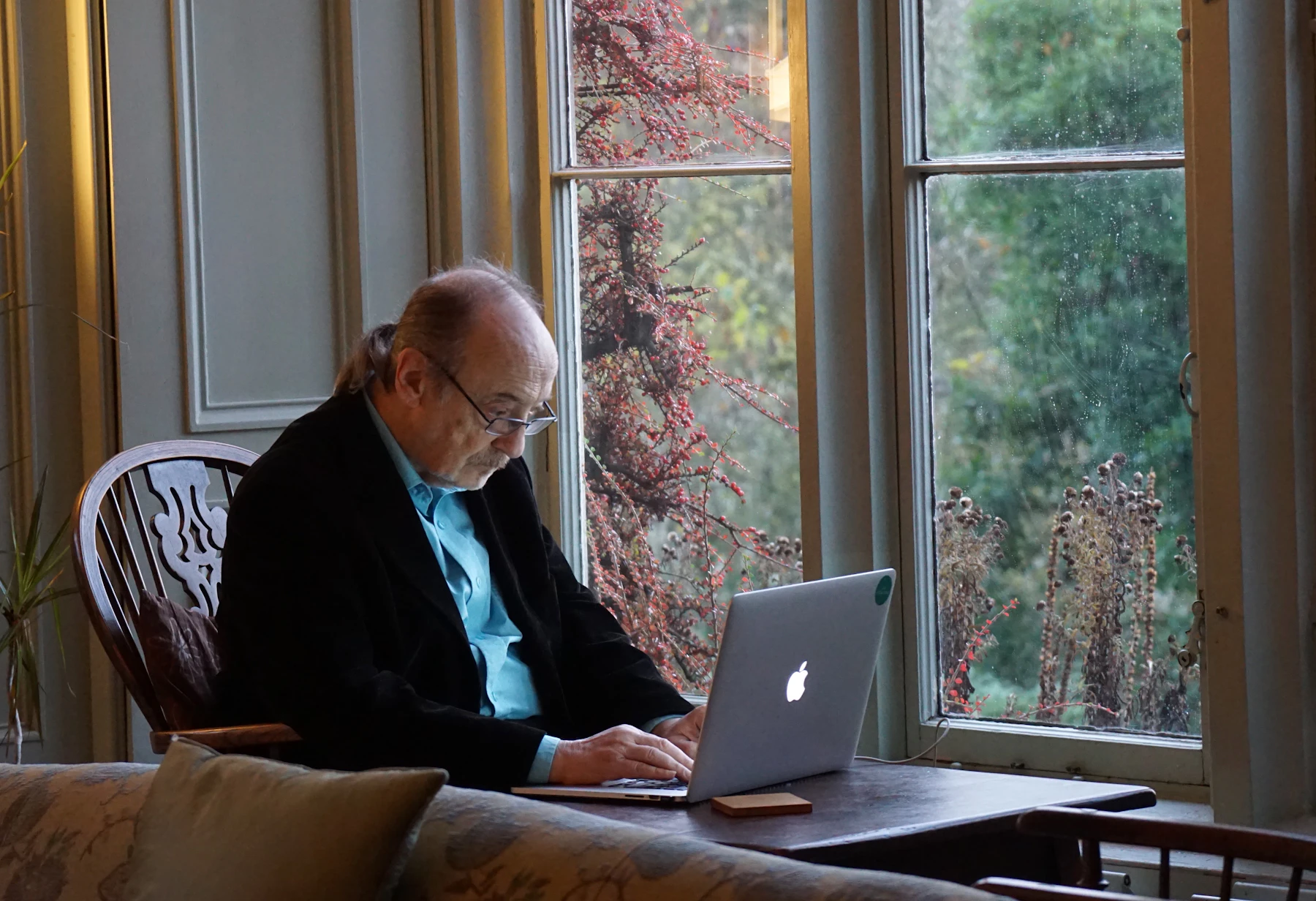 Patient IT Help for Retirees | Bayside Melbourne | Desk Flow IT
